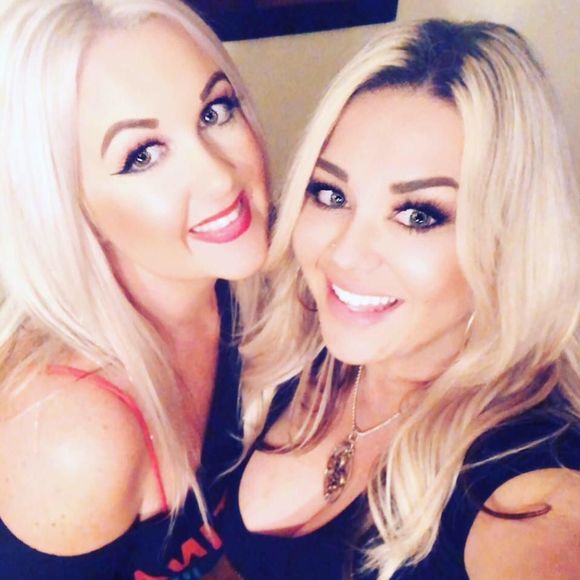 Meet your Posher, Sabrina - Picture 1 of 1